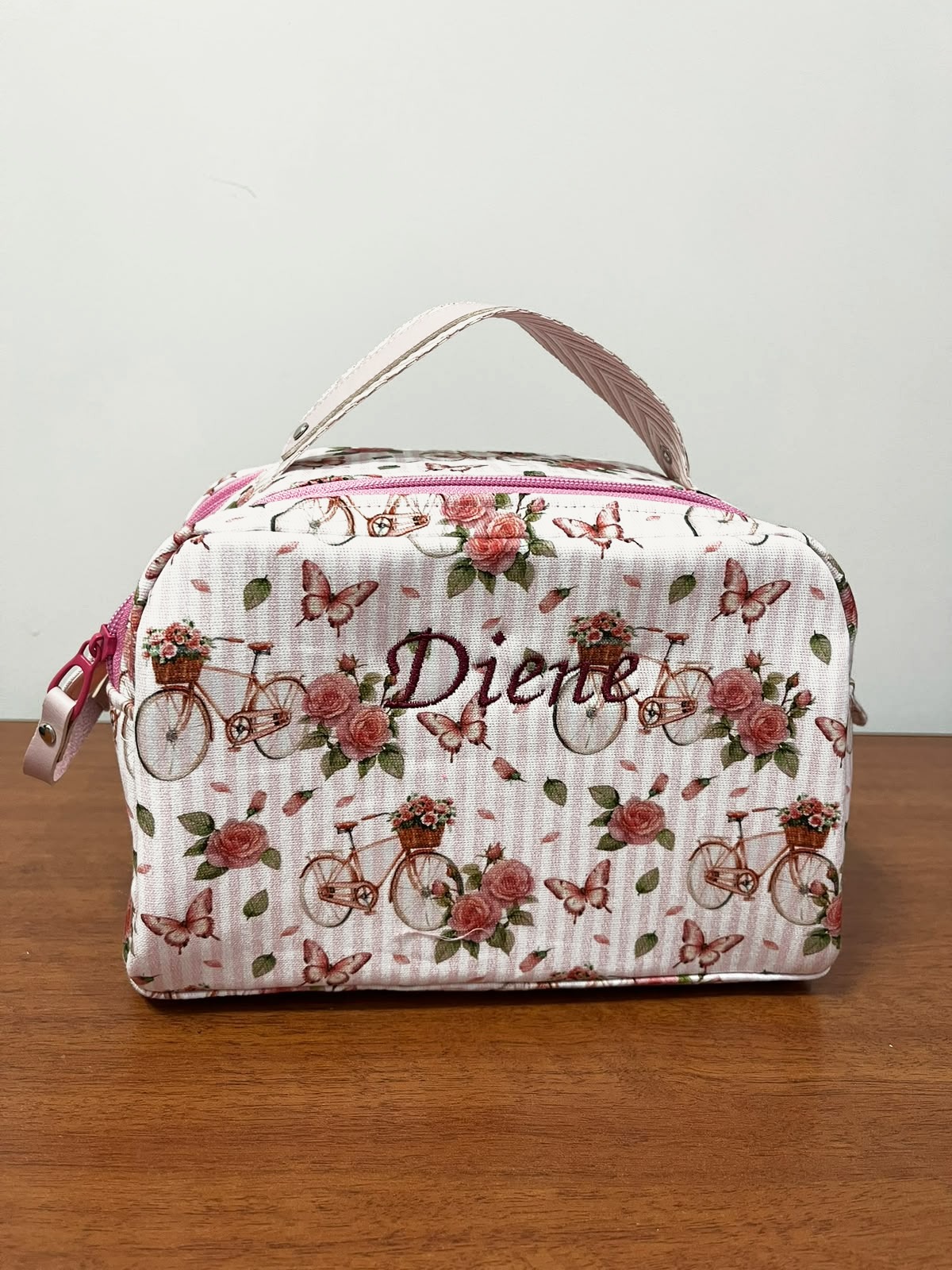 Necessaire Elegance do Ateliê da Acioli